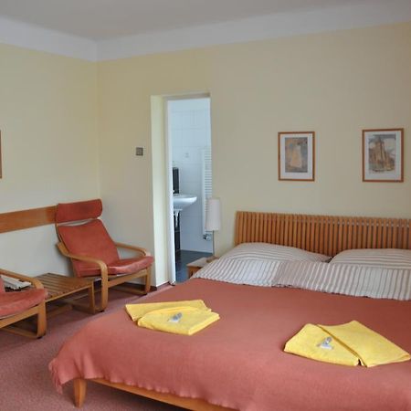 Lida Guest House Prag Exteriör bild